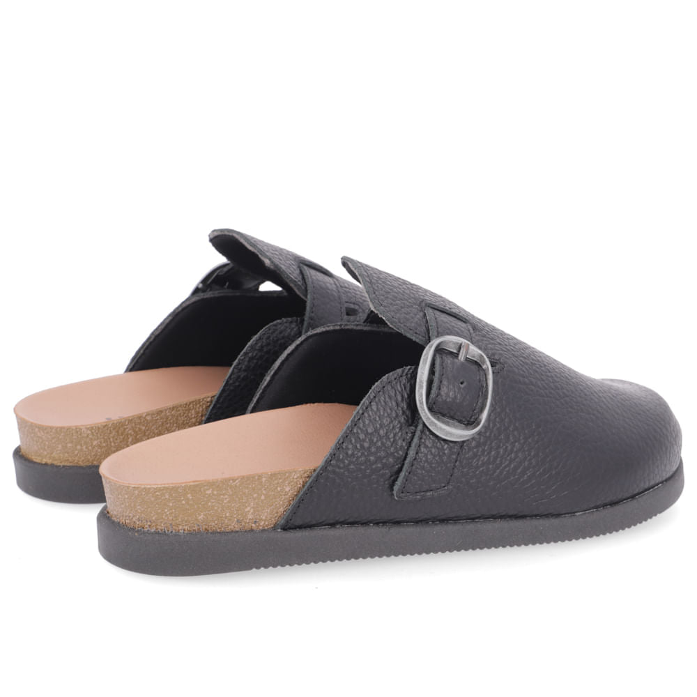 Mule Preta Bico Redondo Couro